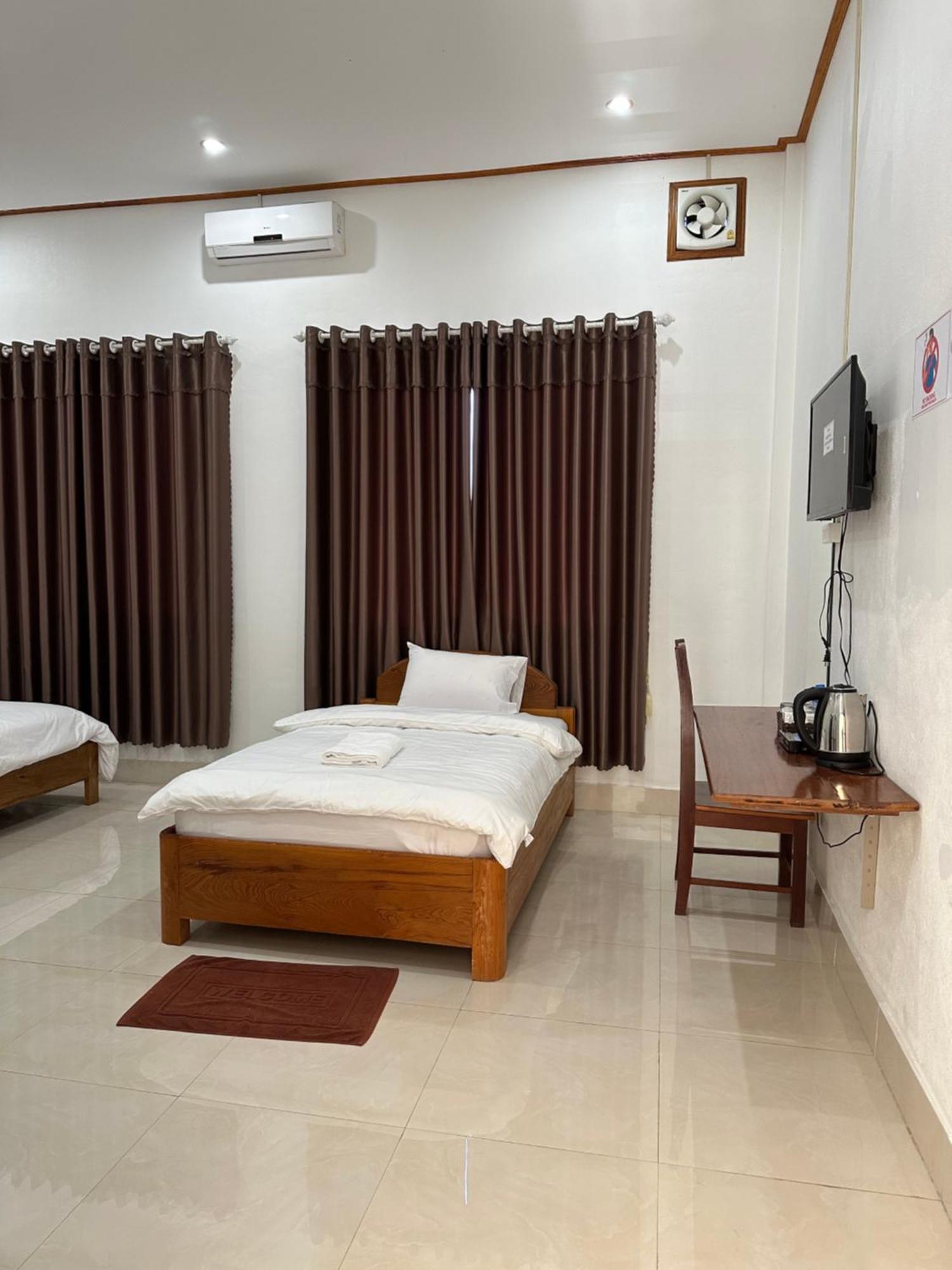 Narixay Hotel Phonsavan Exterior photo