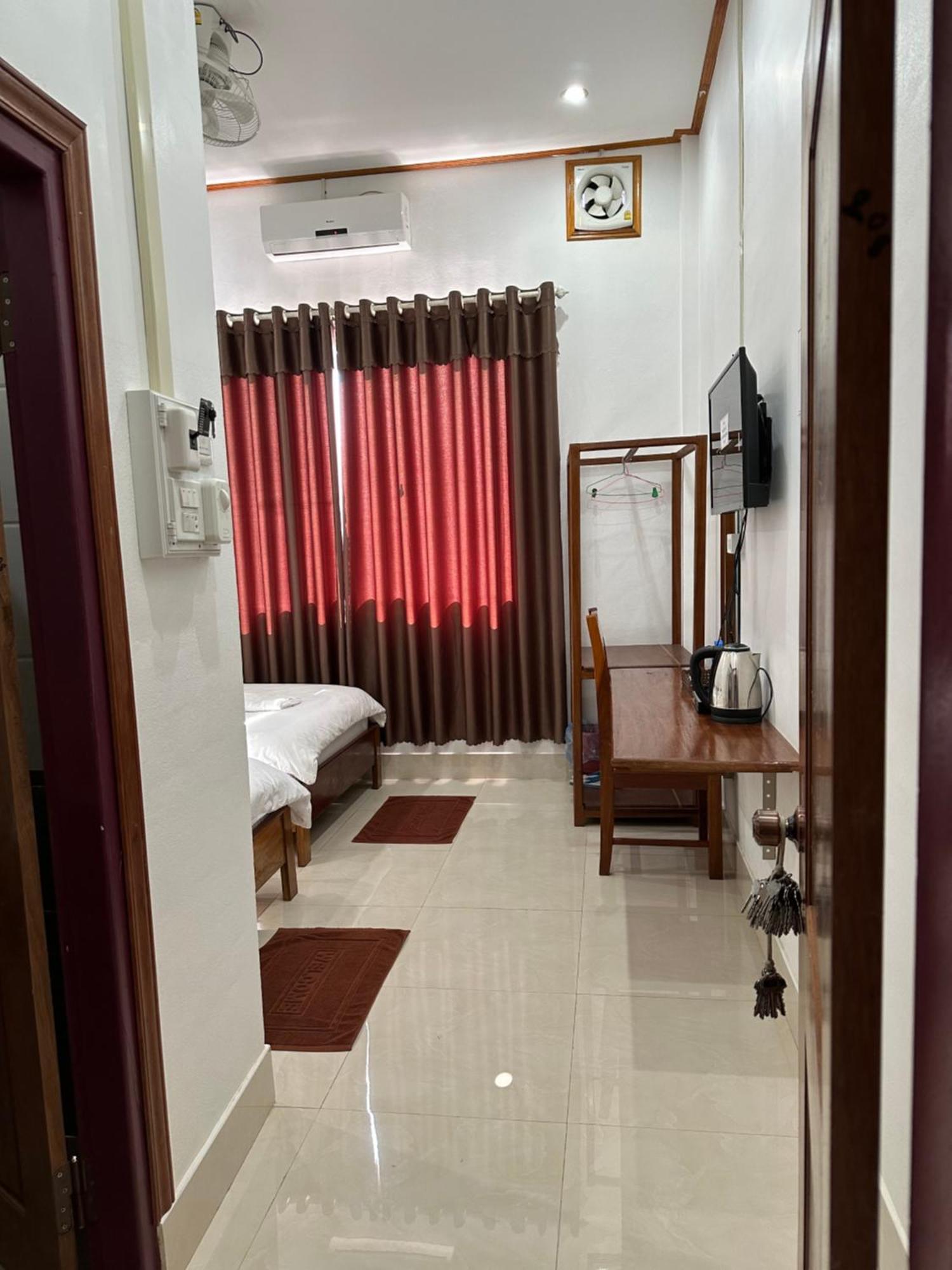 Narixay Hotel Phonsavan Exterior photo